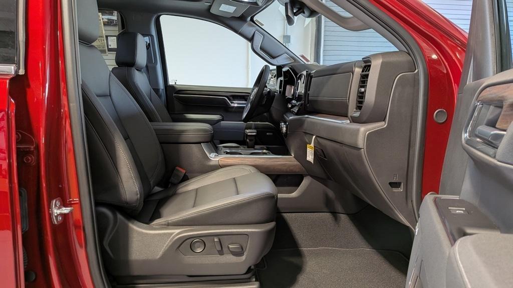 used 2025 GMC Sierra 1500 car, priced at $55,999