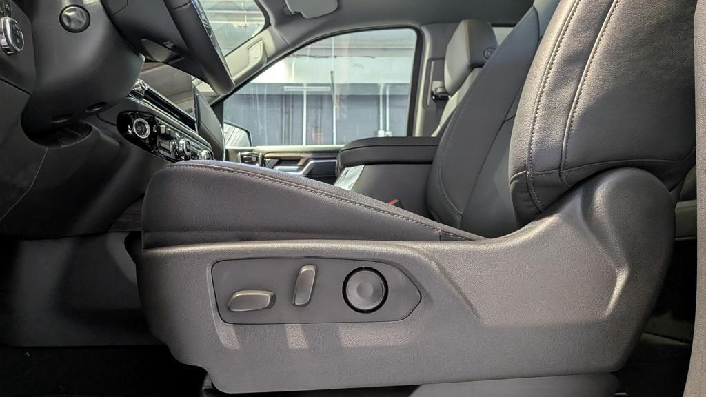 used 2025 GMC Sierra 1500 car, priced at $55,999