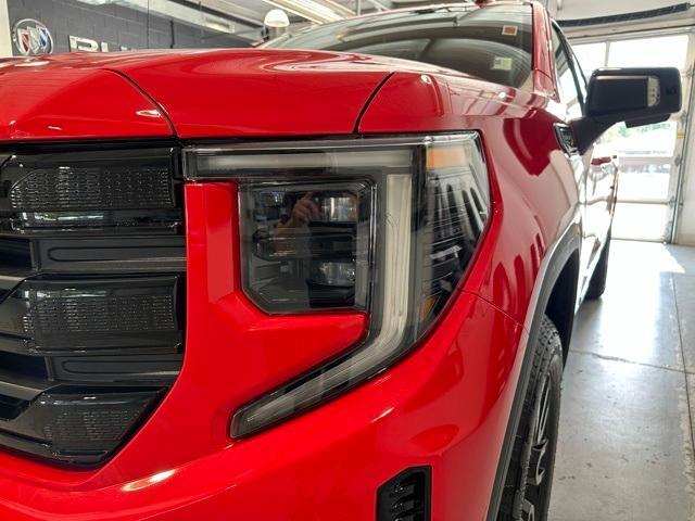 new 2025 GMC Sierra 1500 car, priced at $64,555