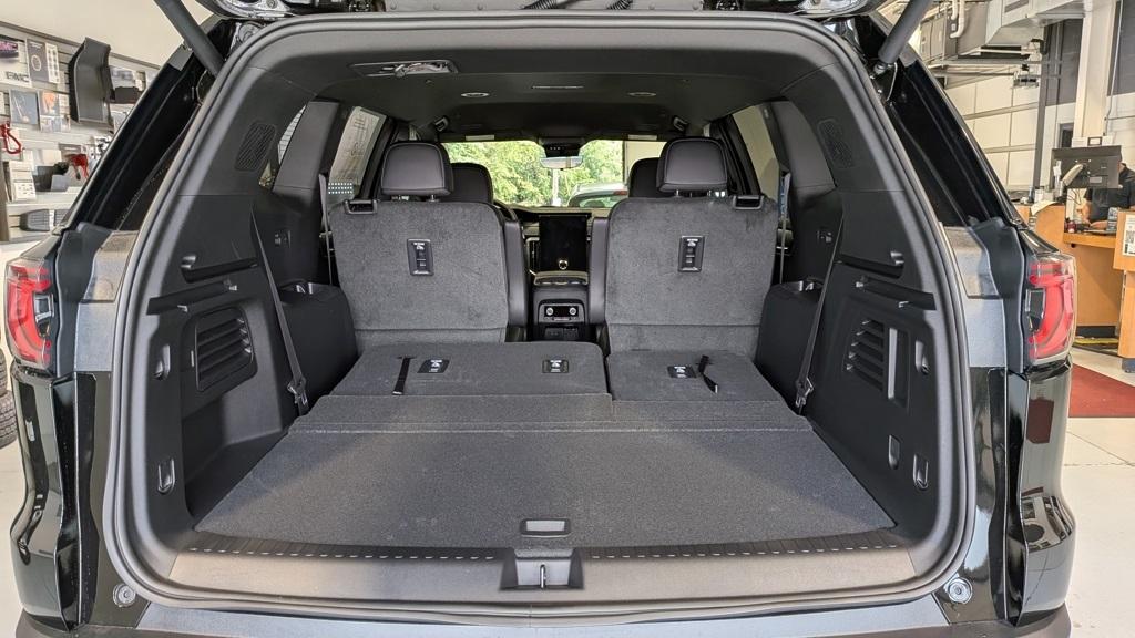 new 2026 GMC Acadia car