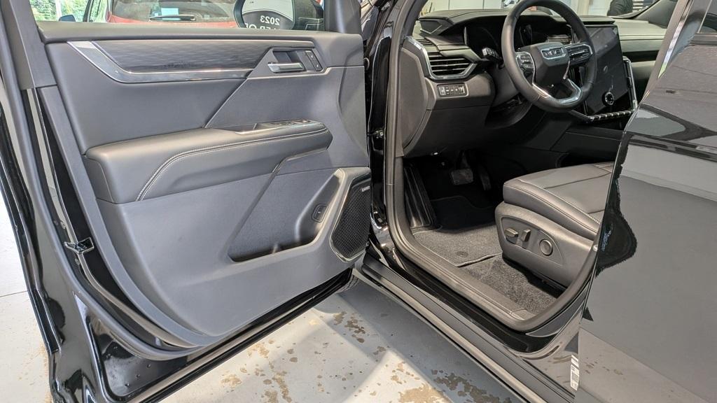 new 2026 GMC Acadia car