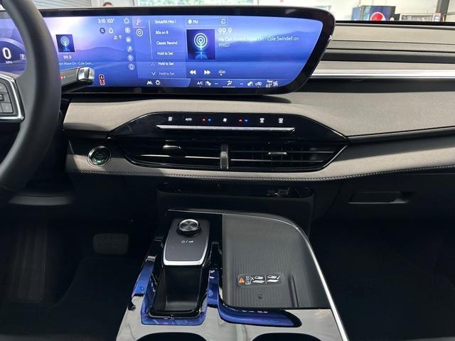 new 2025 Buick Enclave car, priced at $44,871