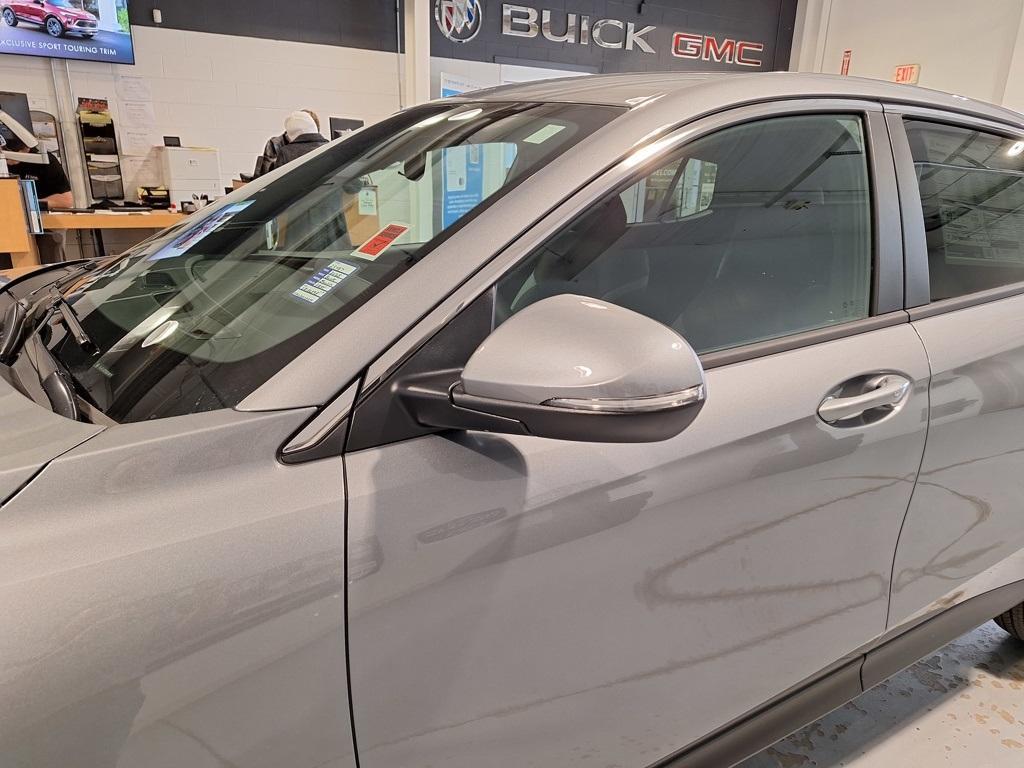 new 2025 Buick Envista car, priced at $27,515