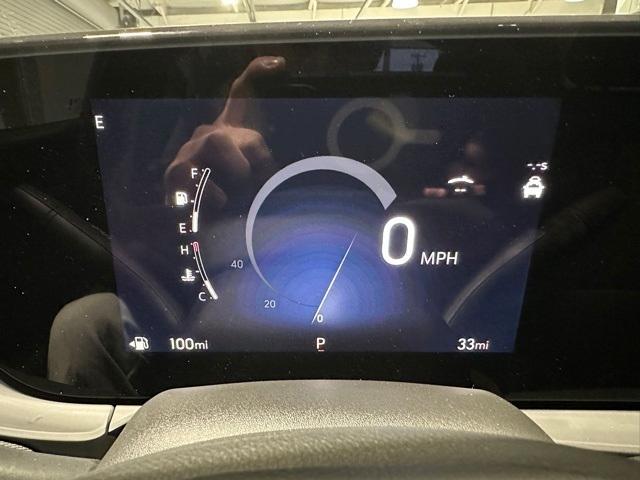 new 2025 Buick Envista car, priced at $28,249