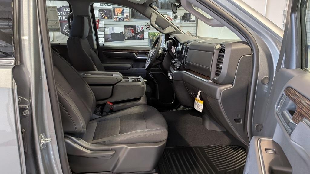 new 2026 GMC Sierra 1500 car, priced at $53,999