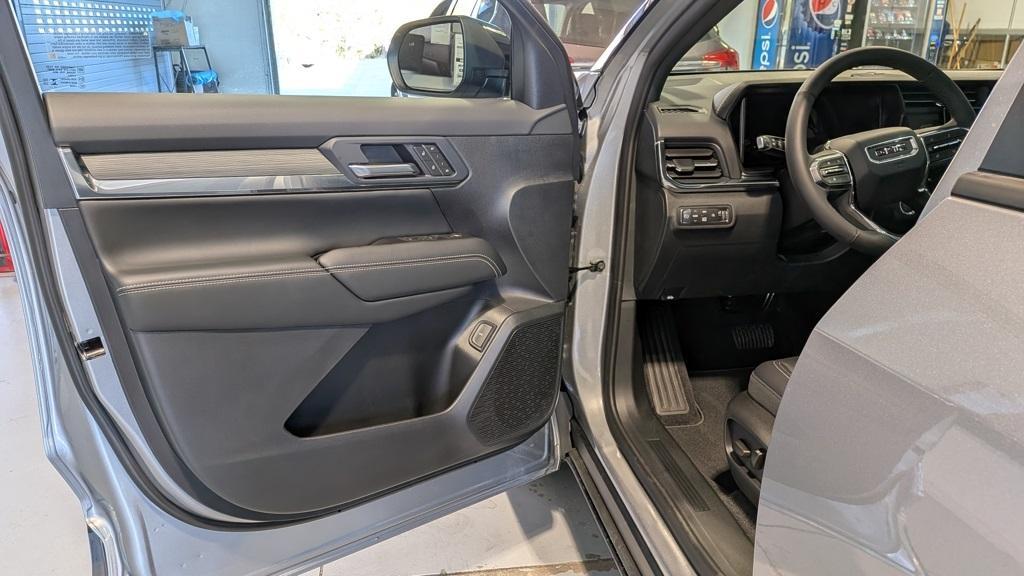 new 2026 GMC Terrain car, priced at $38,999