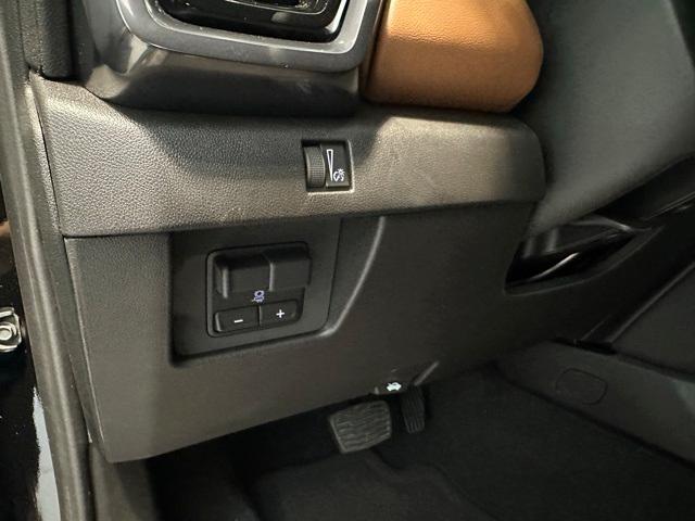 new 2025 GMC Canyon car, priced at $50,749