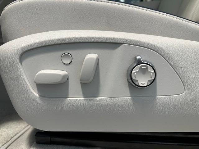 new 2025 Buick Enclave car, priced at $62,338