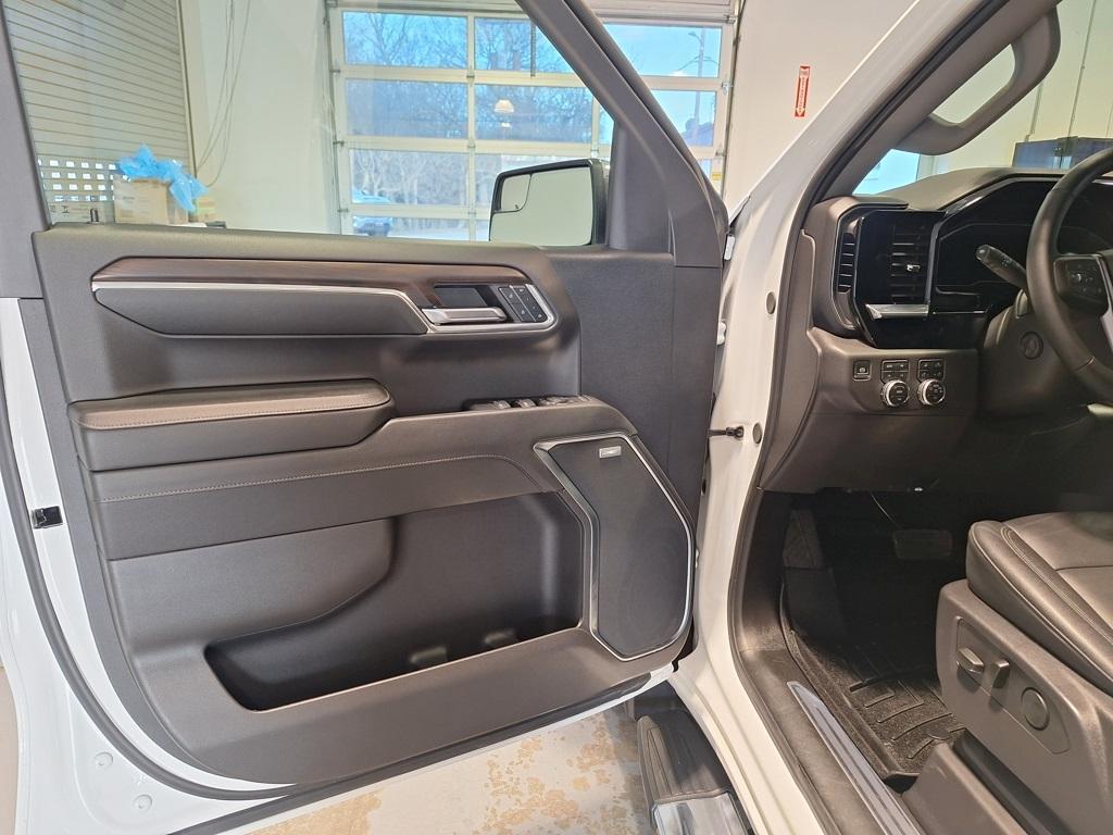 used 2024 GMC Sierra 1500 car, priced at $53,297