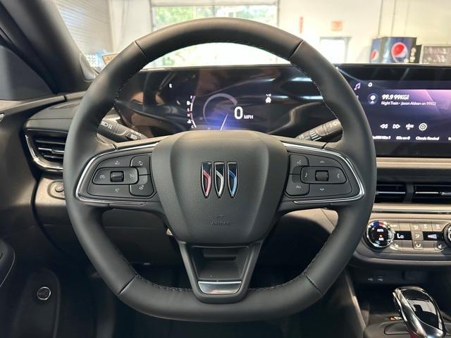 new 2025 Buick Envista car, priced at $26,314