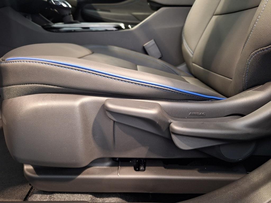 new 2025 Buick Envista car, priced at $25,249