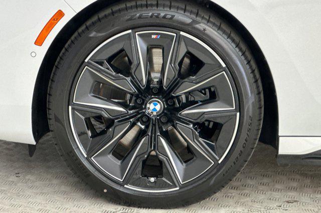 new 2025 BMW i7 car, priced at $123,275