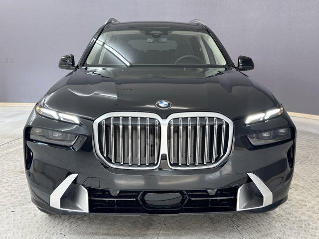 new 2025 BMW X7 car, priced at $86,275