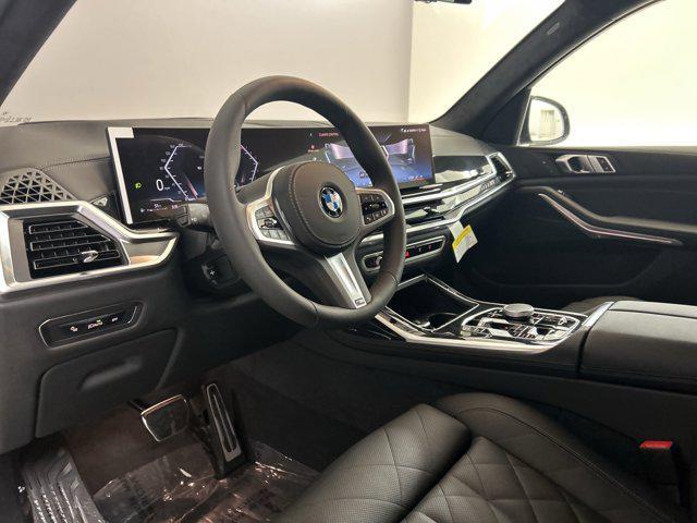 new 2025 BMW X7 car, priced at $94,575