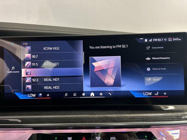 new 2025 BMW 760 car, priced at $129,625