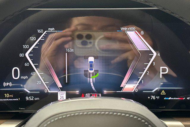 new 2025 BMW 760 car, priced at $130,675