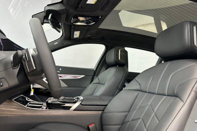 new 2025 BMW 760 car, priced at $130,675