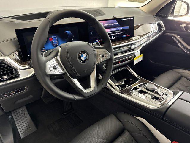 new 2025 BMW X7 car, priced at $91,550