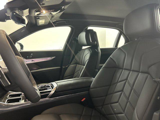 new 2025 BMW i7 car, priced at $176,675