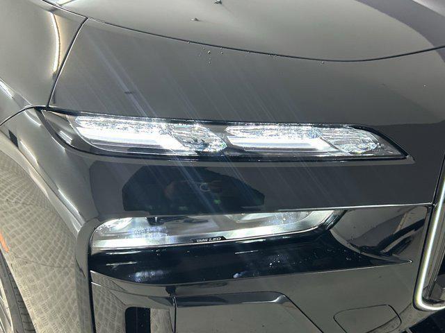 new 2025 BMW i7 car, priced at $176,675