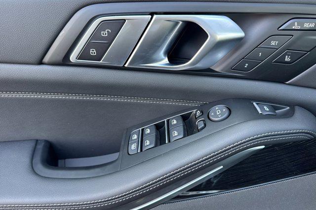 new 2026 BMW X7 car, priced at $96,975