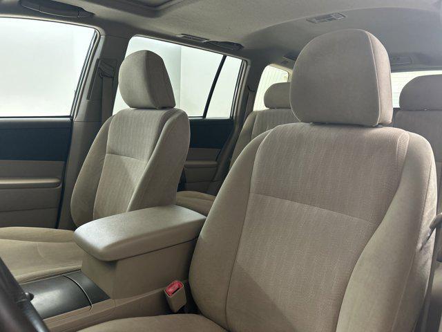 used 2009 Toyota Highlander car, priced at $13,998