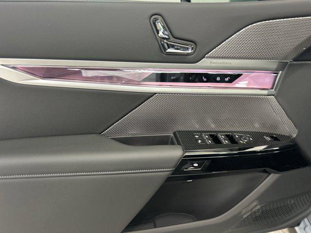 new 2025 BMW 740 car, priced at $102,525