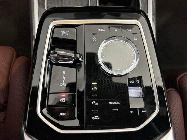 new 2025 BMW i7 car, priced at $129,255