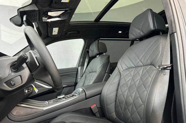 new 2026 BMW X7 car, priced at $97,165