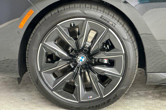 new 2025 BMW 760 car, priced at $132,255
