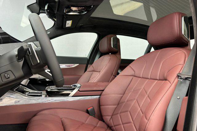 new 2025 BMW 760 car, priced at $136,175