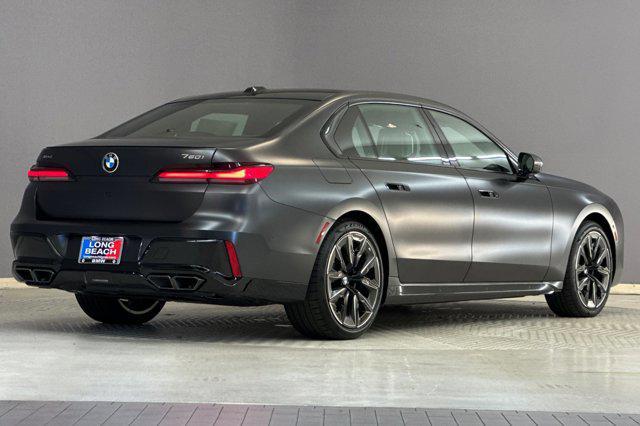 new 2025 BMW 760 car, priced at $136,175