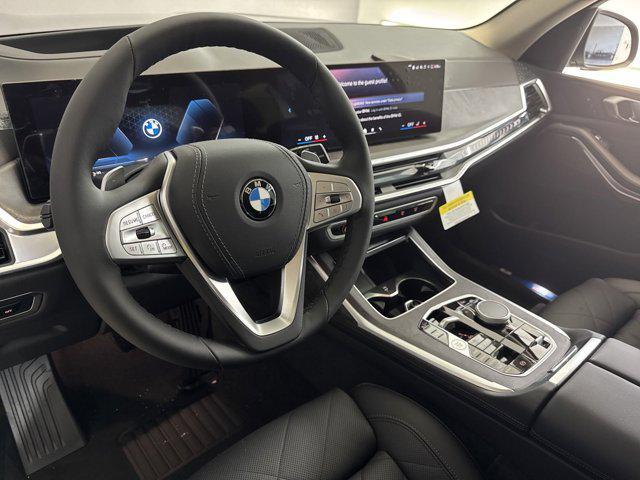 new 2025 BMW X7 car, priced at $88,195