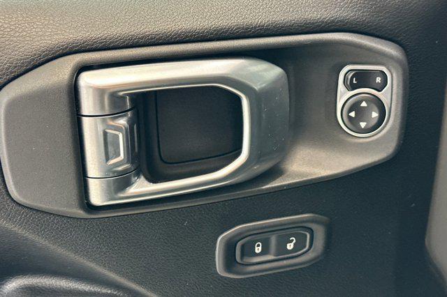 used 2020 Jeep Wrangler Unlimited car, priced at $26,999