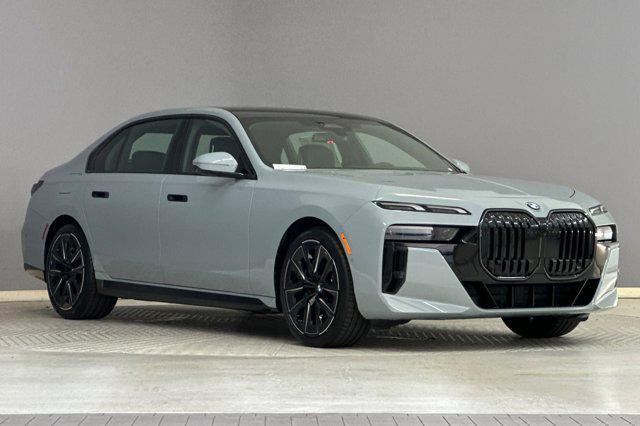 new 2025 BMW 760 car, priced at $127,625
