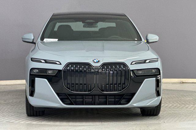 new 2025 BMW 760 car, priced at $127,625