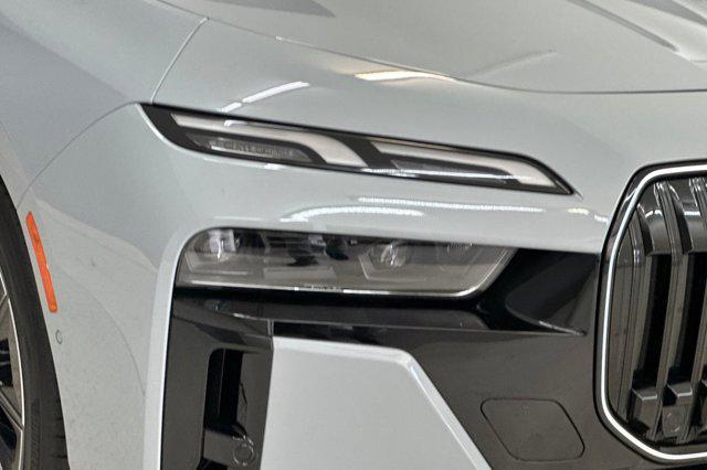 new 2025 BMW 760 car, priced at $127,625