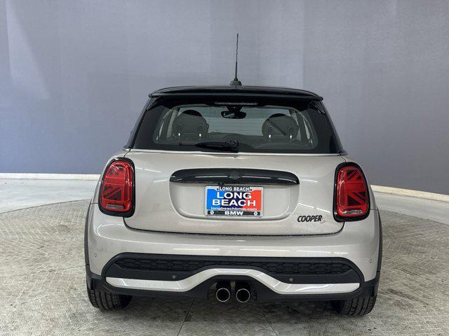 used 2023 MINI Hardtop car, priced at $23,998