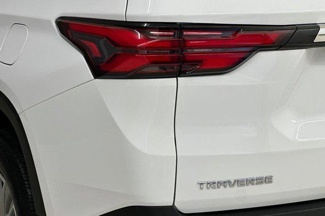 used 2023 Chevrolet Traverse car, priced at $31,199