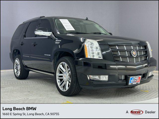 used 2014 Cadillac Escalade car, priced at $17,496