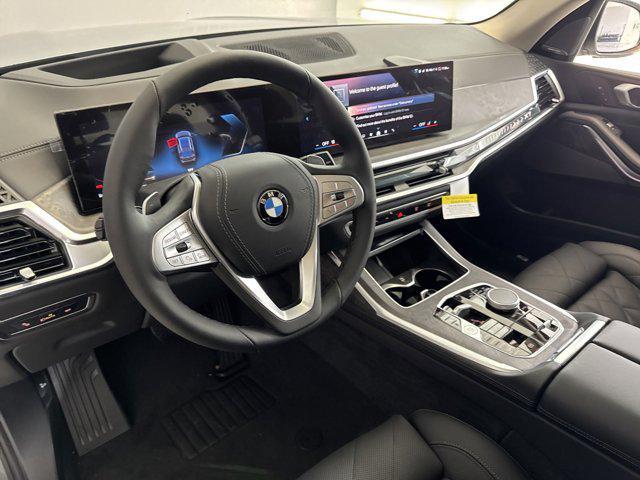 new 2025 BMW X7 car, priced at $89,755