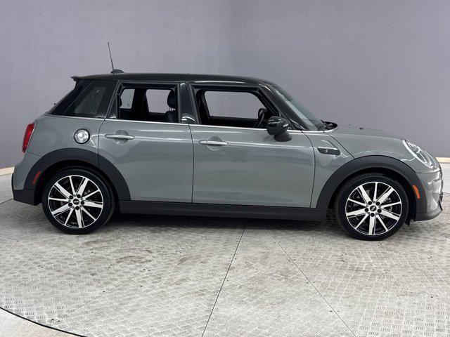 used 2023 MINI Hardtop car, priced at $24,698