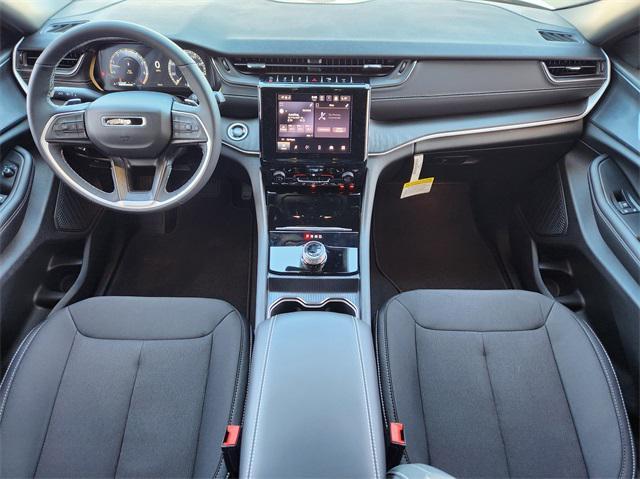 new 2025 Jeep Grand Cherokee car, priced at $33,786
