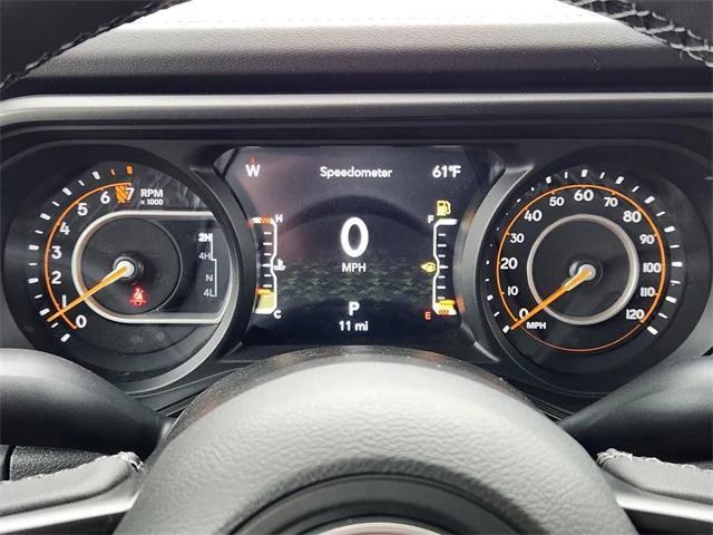 new 2025 Jeep Gladiator car, priced at $49,819