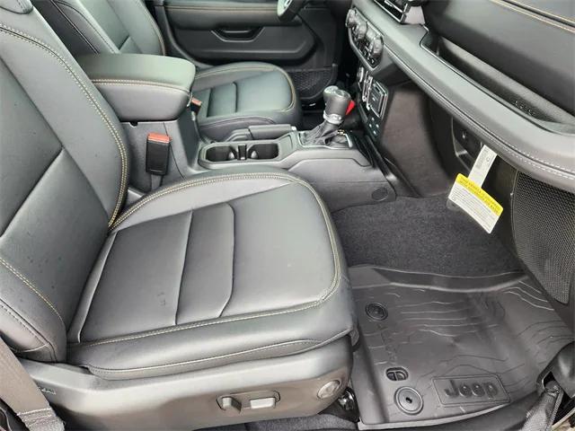 new 2025 Jeep Gladiator car, priced at $49,819