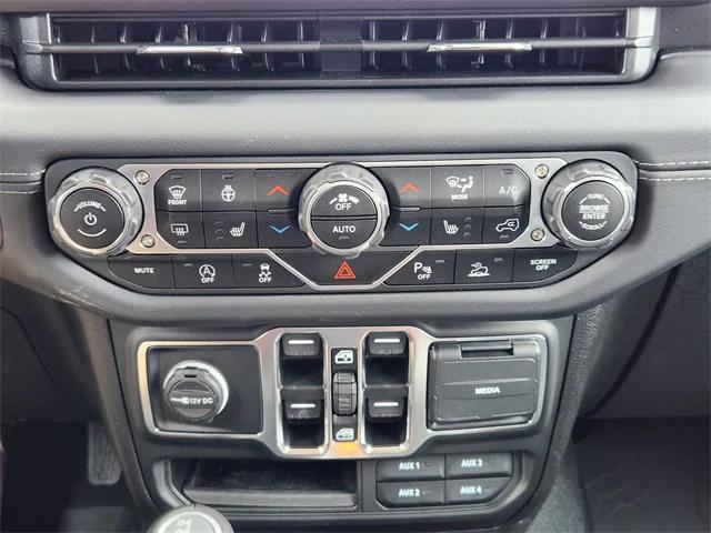 new 2025 Jeep Gladiator car, priced at $49,819
