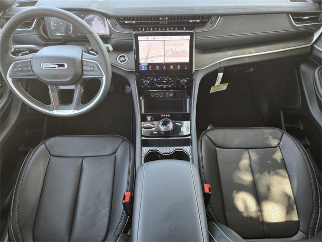 new 2025 Jeep Grand Cherokee car, priced at $48,951