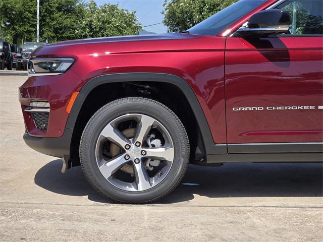 new 2025 Jeep Grand Cherokee car, priced at $48,951