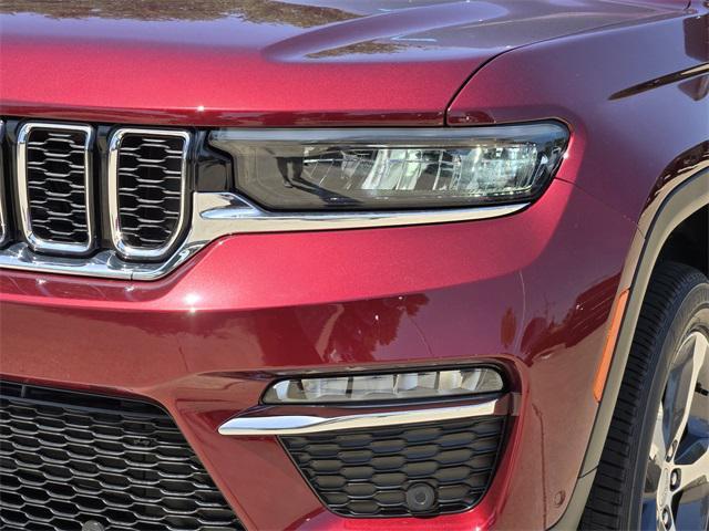 new 2025 Jeep Grand Cherokee car, priced at $48,951