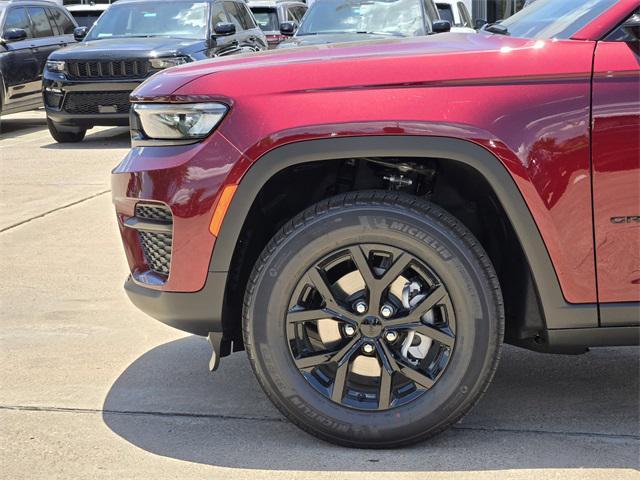 new 2025 Jeep Grand Cherokee car, priced at $39,280